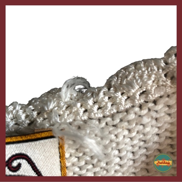 ✨Name Your Price Sale!✨ Heirloom Collectibles - Vintage Large White Knit Button - Picture 7 of 10